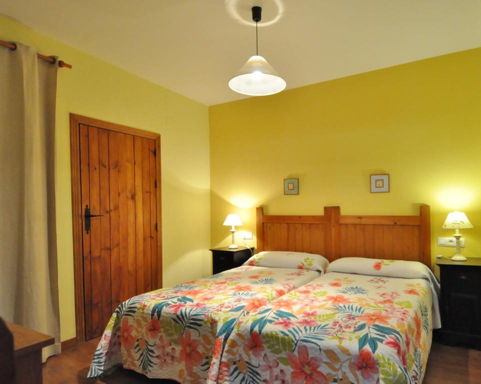 Hotel Rural Aguallevada Paramio ภายนอก รูปภาพ